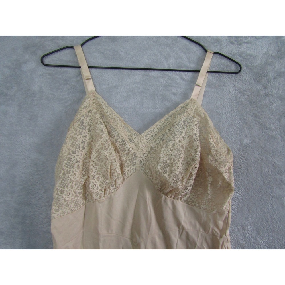 Vintage Beige Lace Trim Full Slip Dress Pleated Ruffle Hem Adjustable Straps - Picture 3 of 7